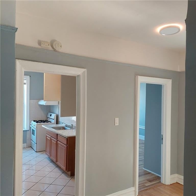 699 Hinsdale Street – photo 3