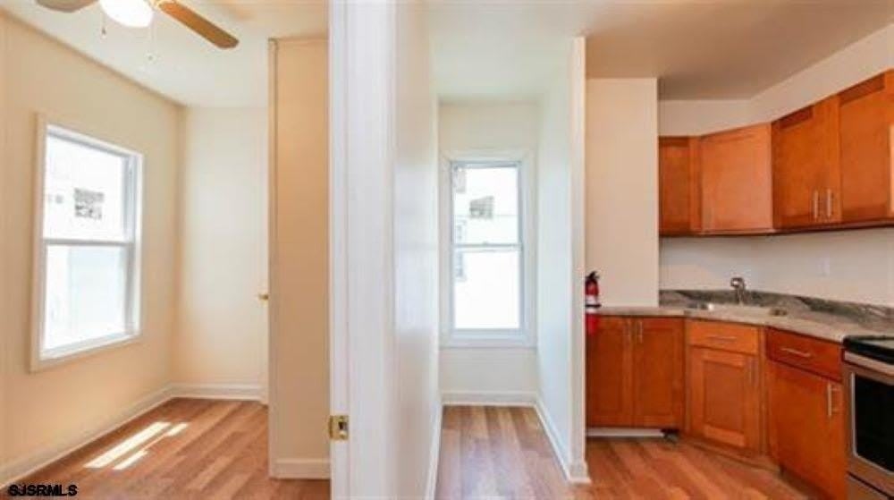 38 N IOWA Ave – photo 5