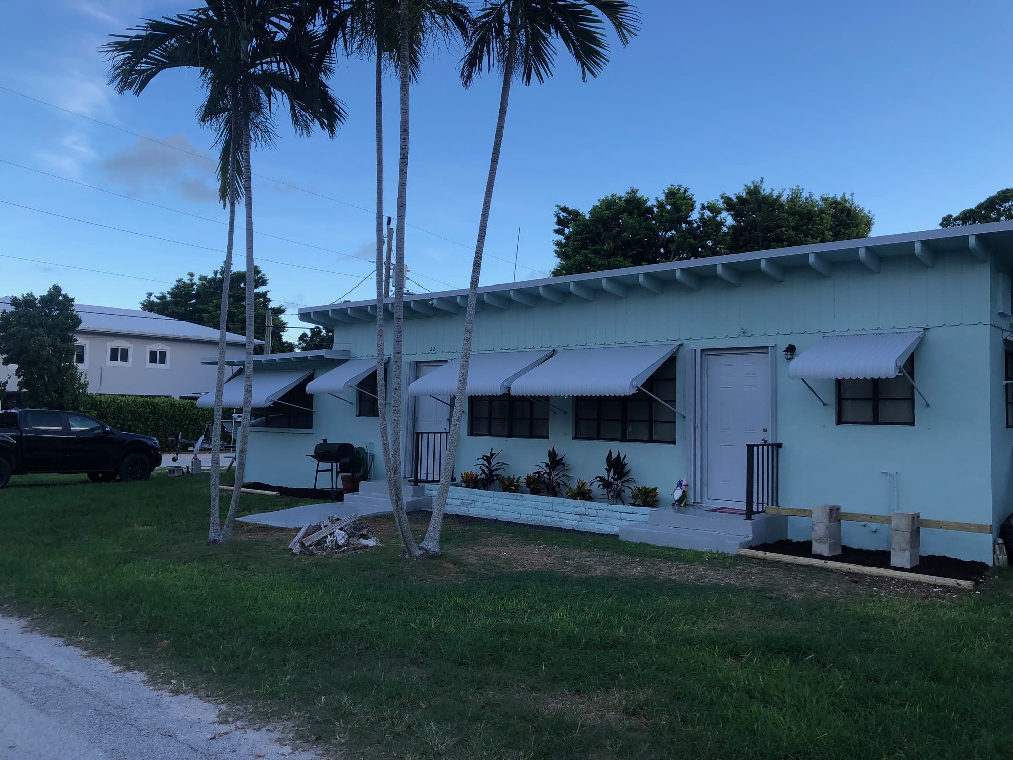 22 1st Avenue – photo 1