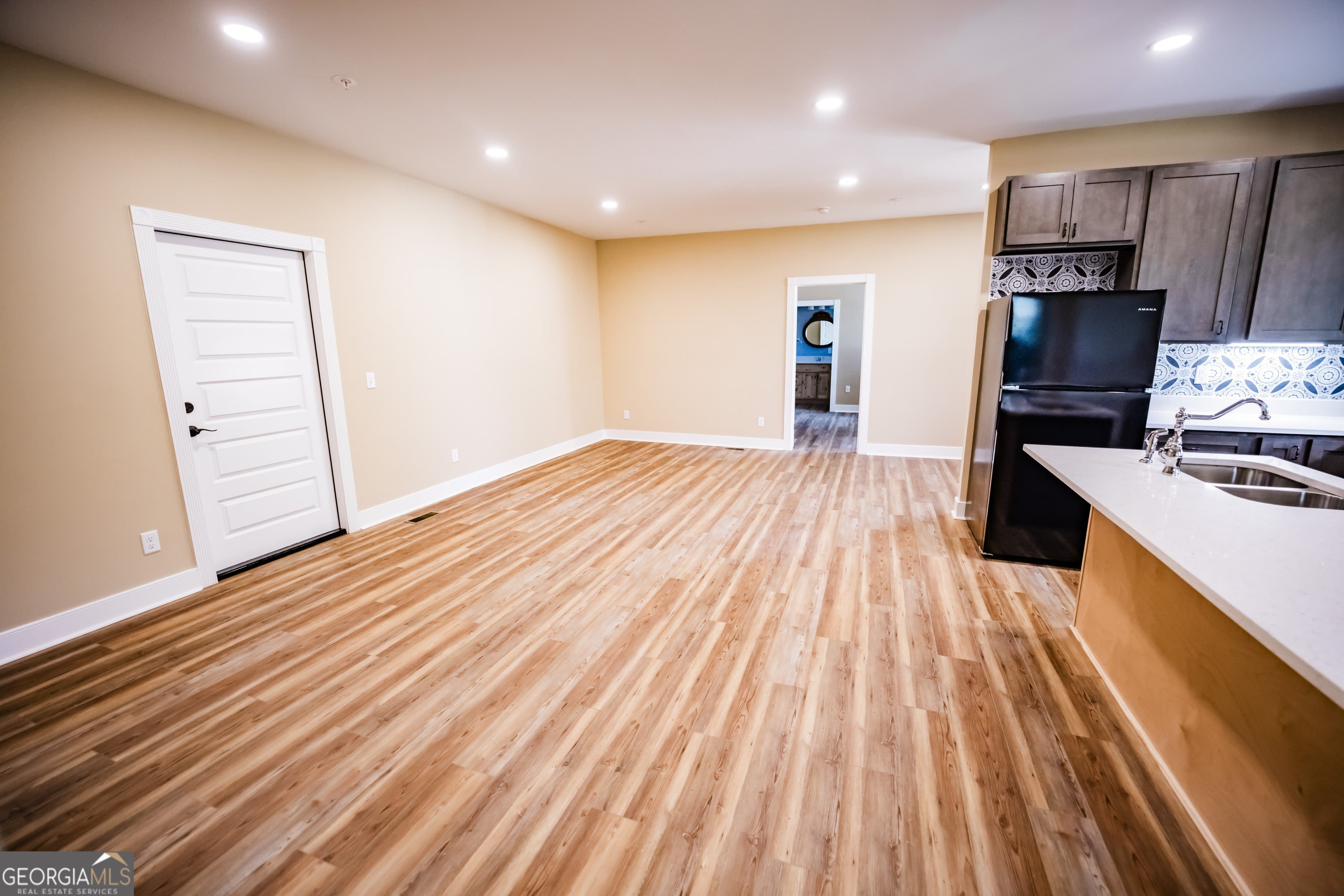 210 8Th Street W – photo 3