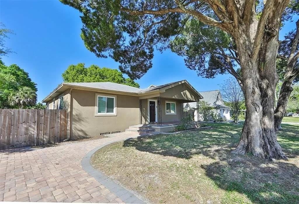 3219 W LEROY Street – photo 1