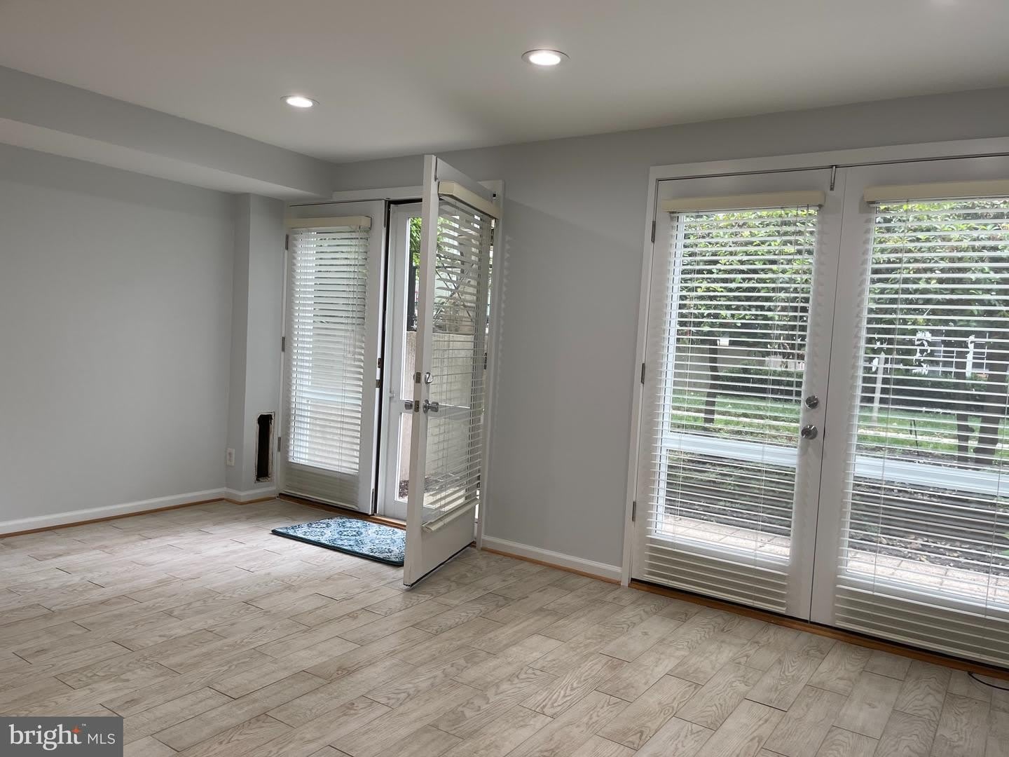 61 G ST SW #B – photo 5