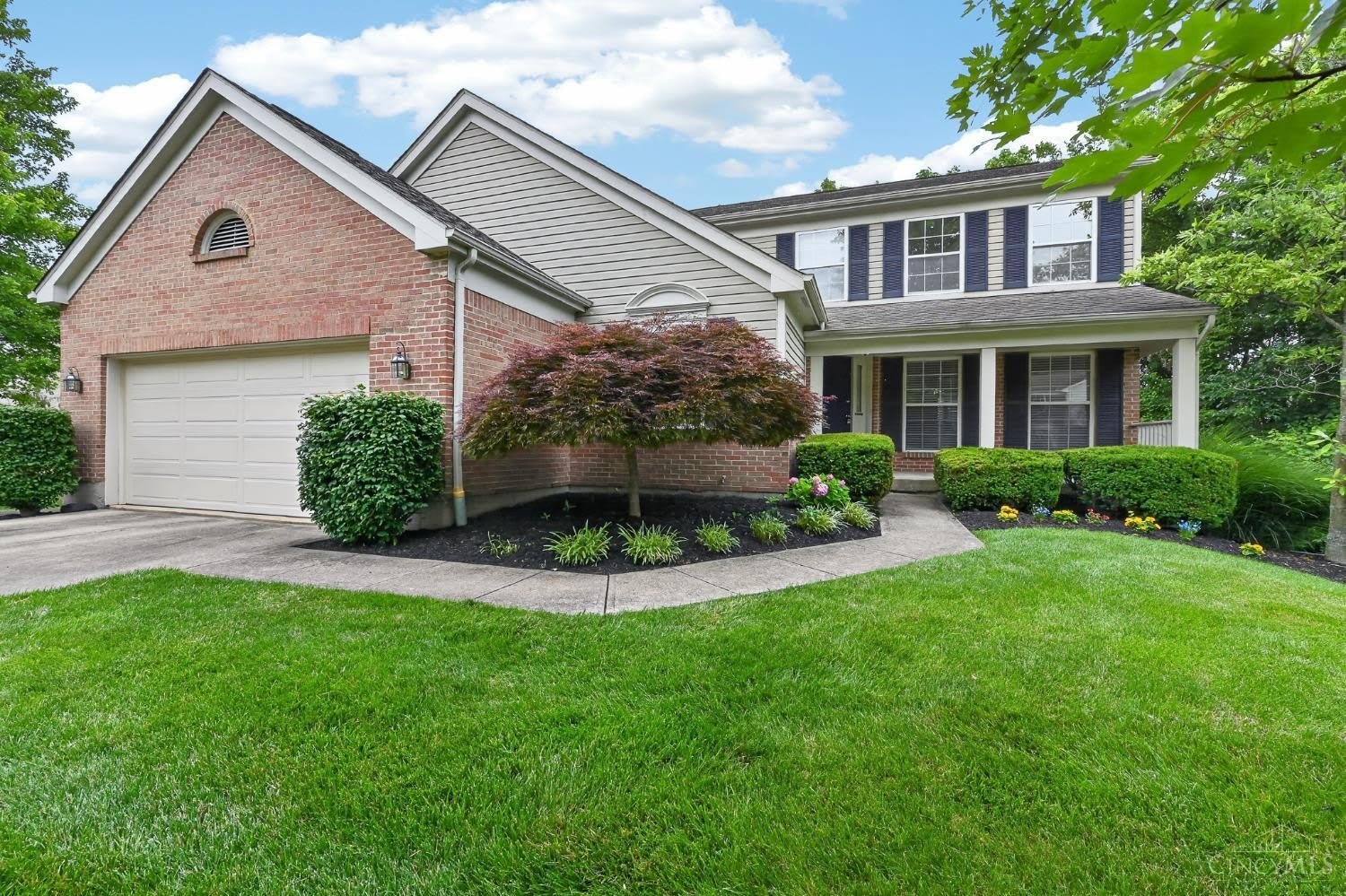 4550 South Shore Drive – photo 1