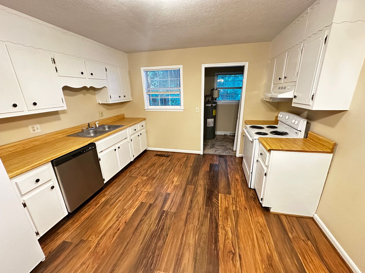 3038 Callier Springs Road – photo 2