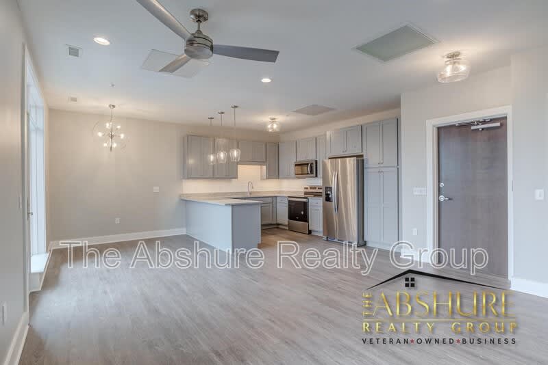 145 South Main Street – photo 5