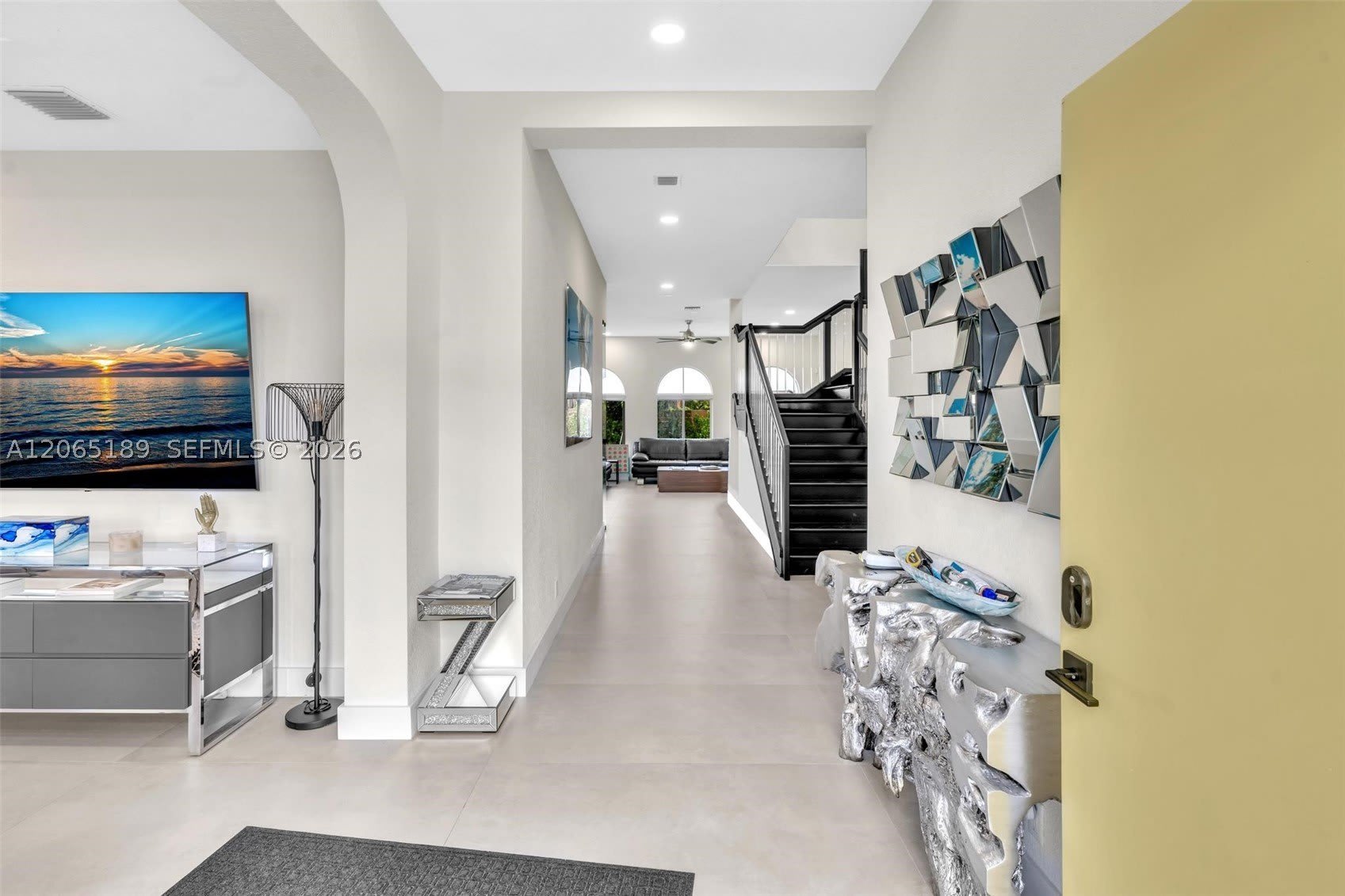 2521 Center Ave – photo 3