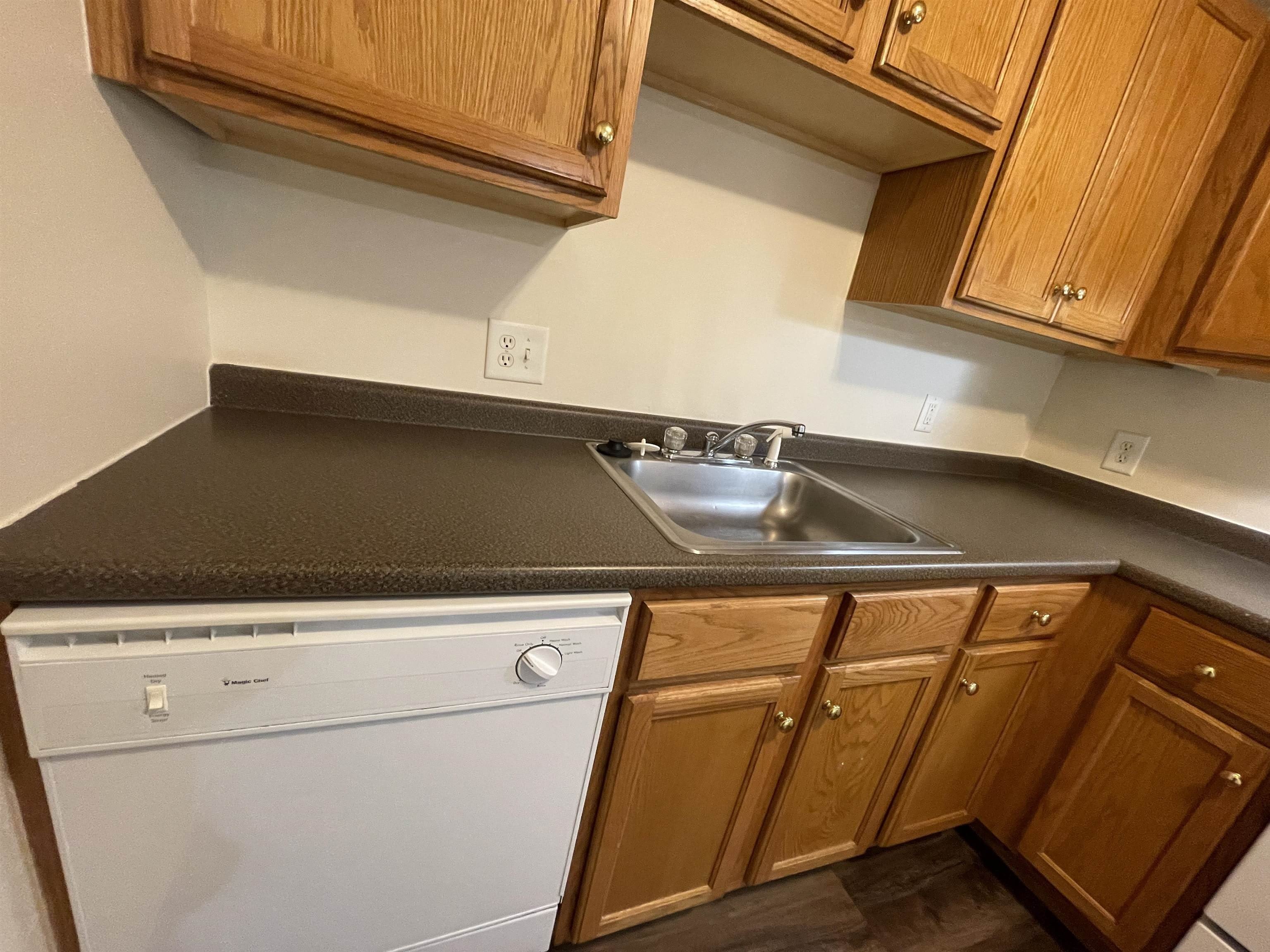 96 Powers Street – photo 4