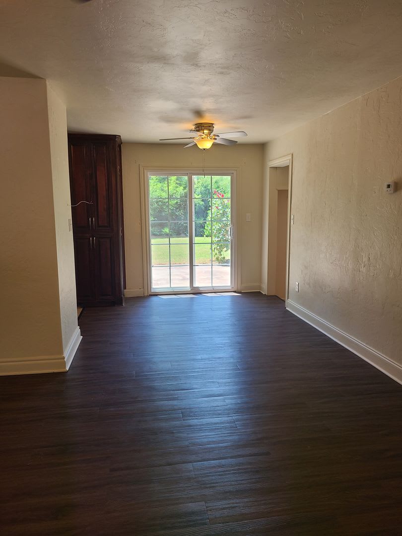 Custom Kitchen! Close to Schools! Beautifully Landscaped! – photo 3