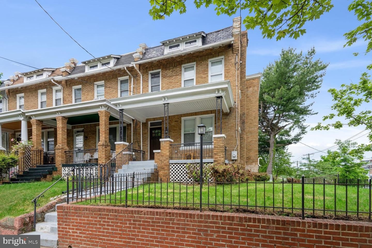 4528 4TH ST NW – photo 1