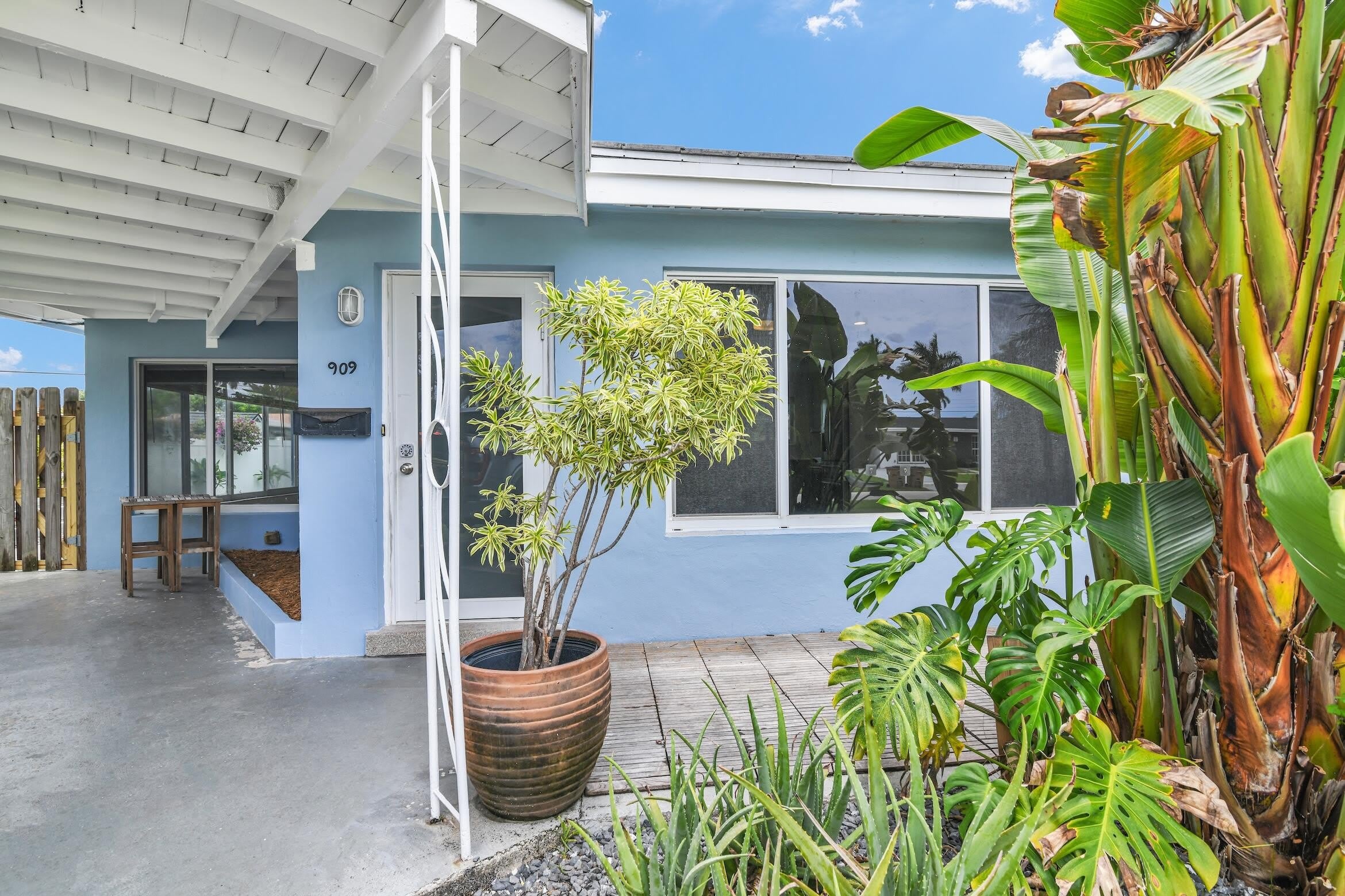 909 Se 16 Place – photo 4