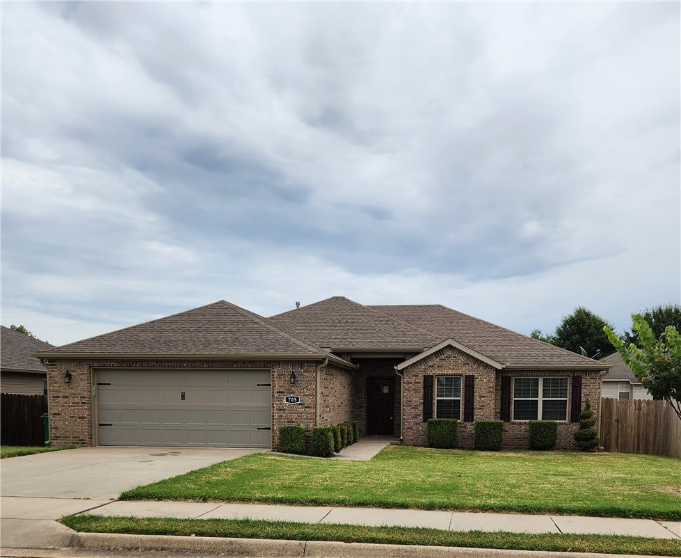 705 Olivia Lane – photo 1
