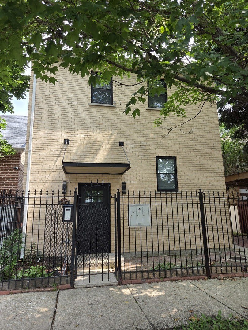 1427 N Lawndale Avenue – photo 1