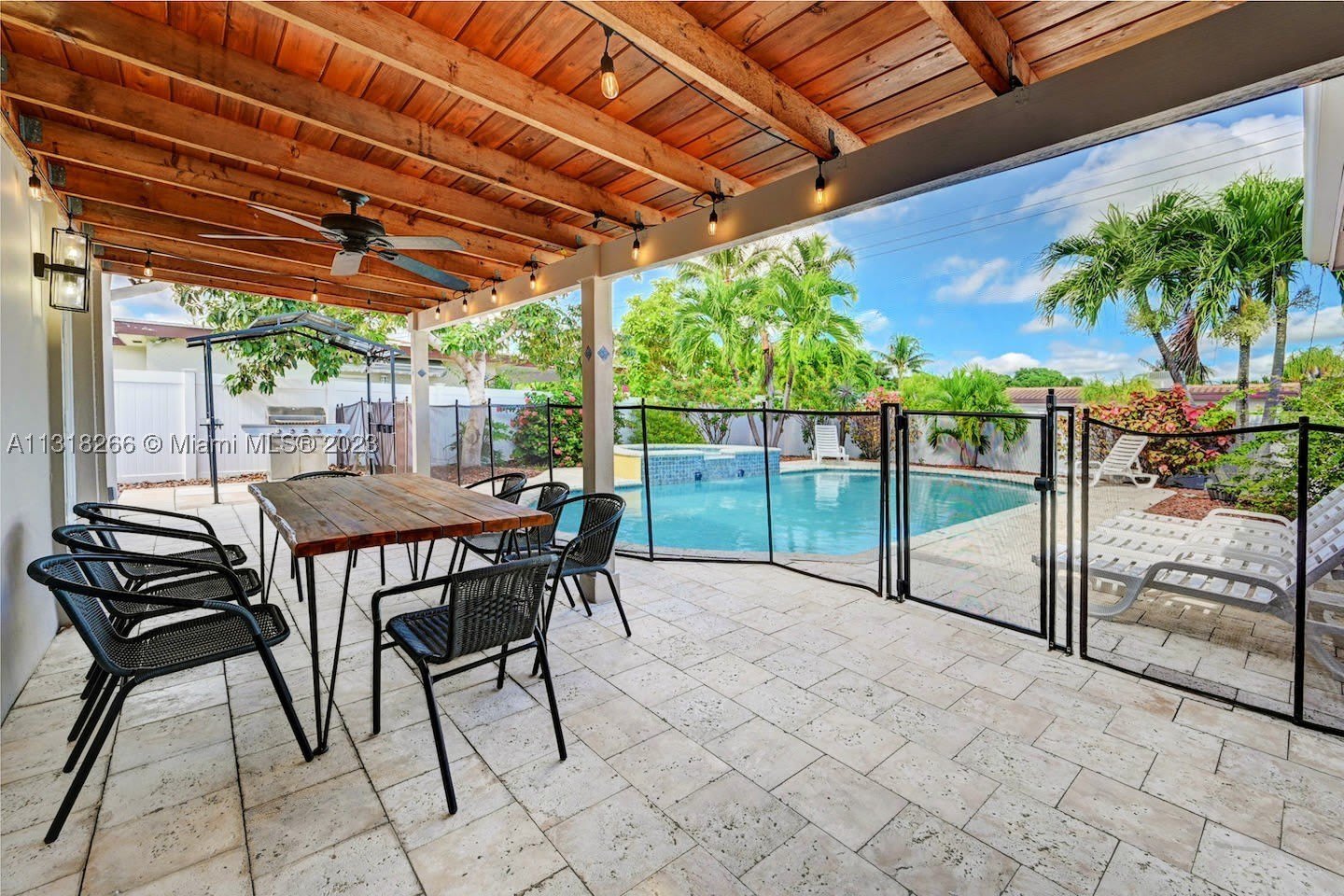 1311 Rodman St – photo 5