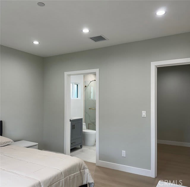 11333 1/2 Delano Street – photo 3