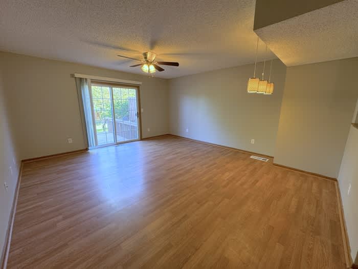 5643 Barney Lane – photo 5