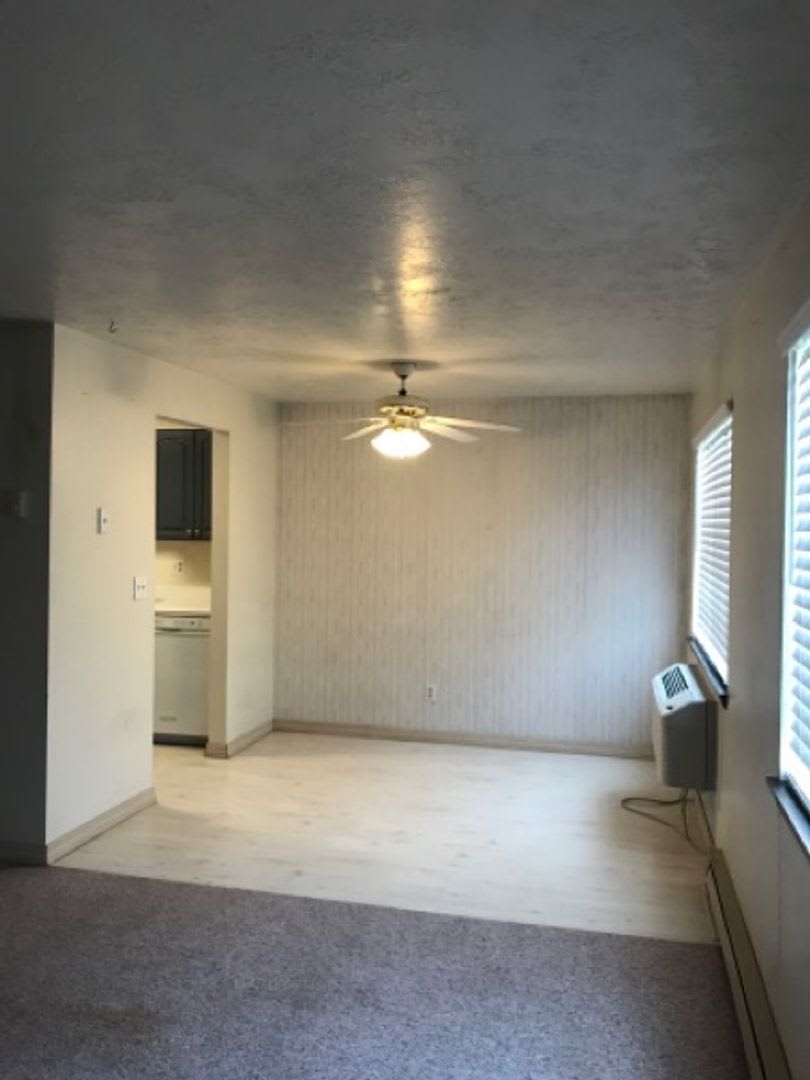 787 Meadows Drive Apt. #2 – photo 3