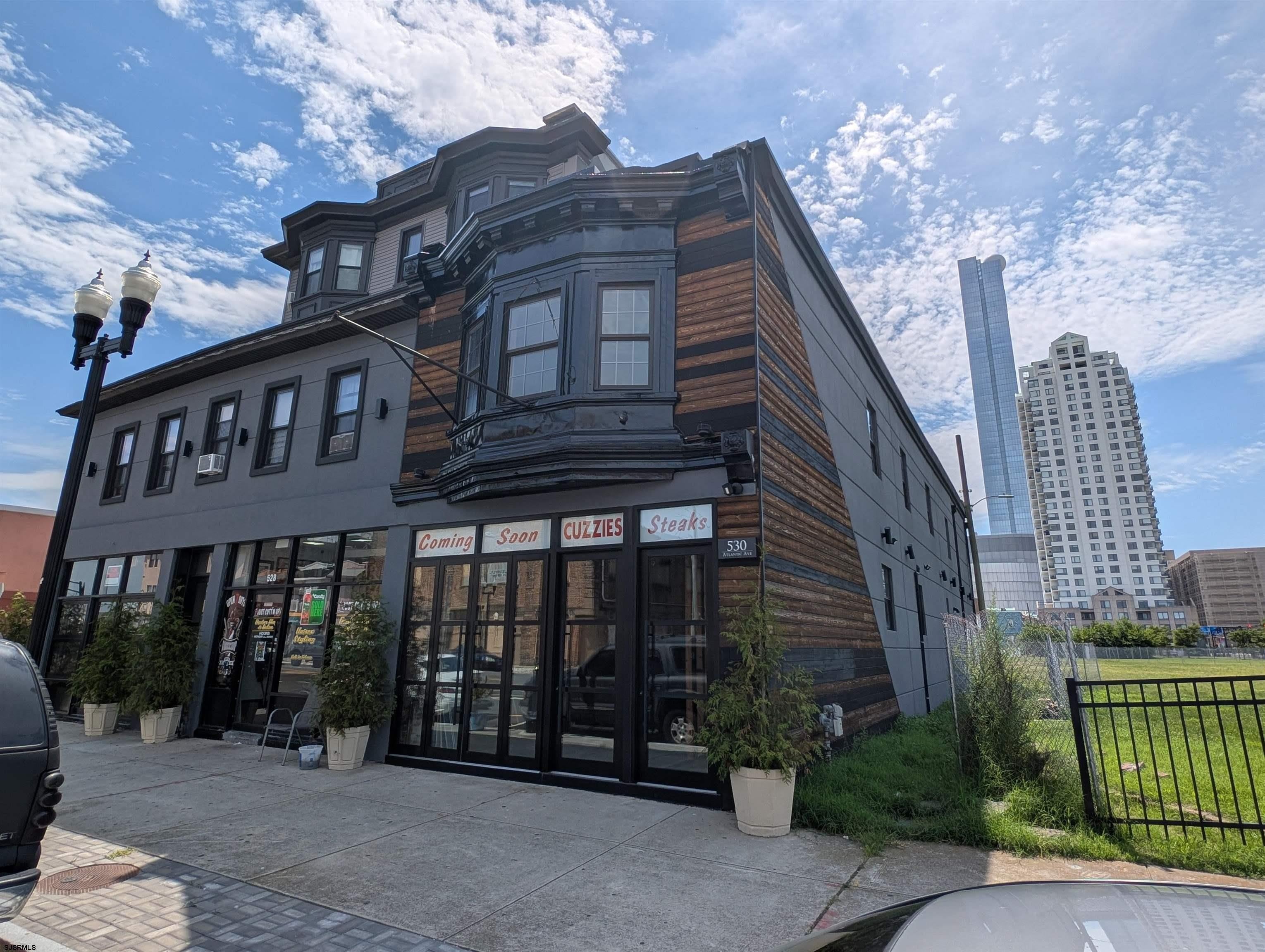 526 Atlantic Ave – photo 2
