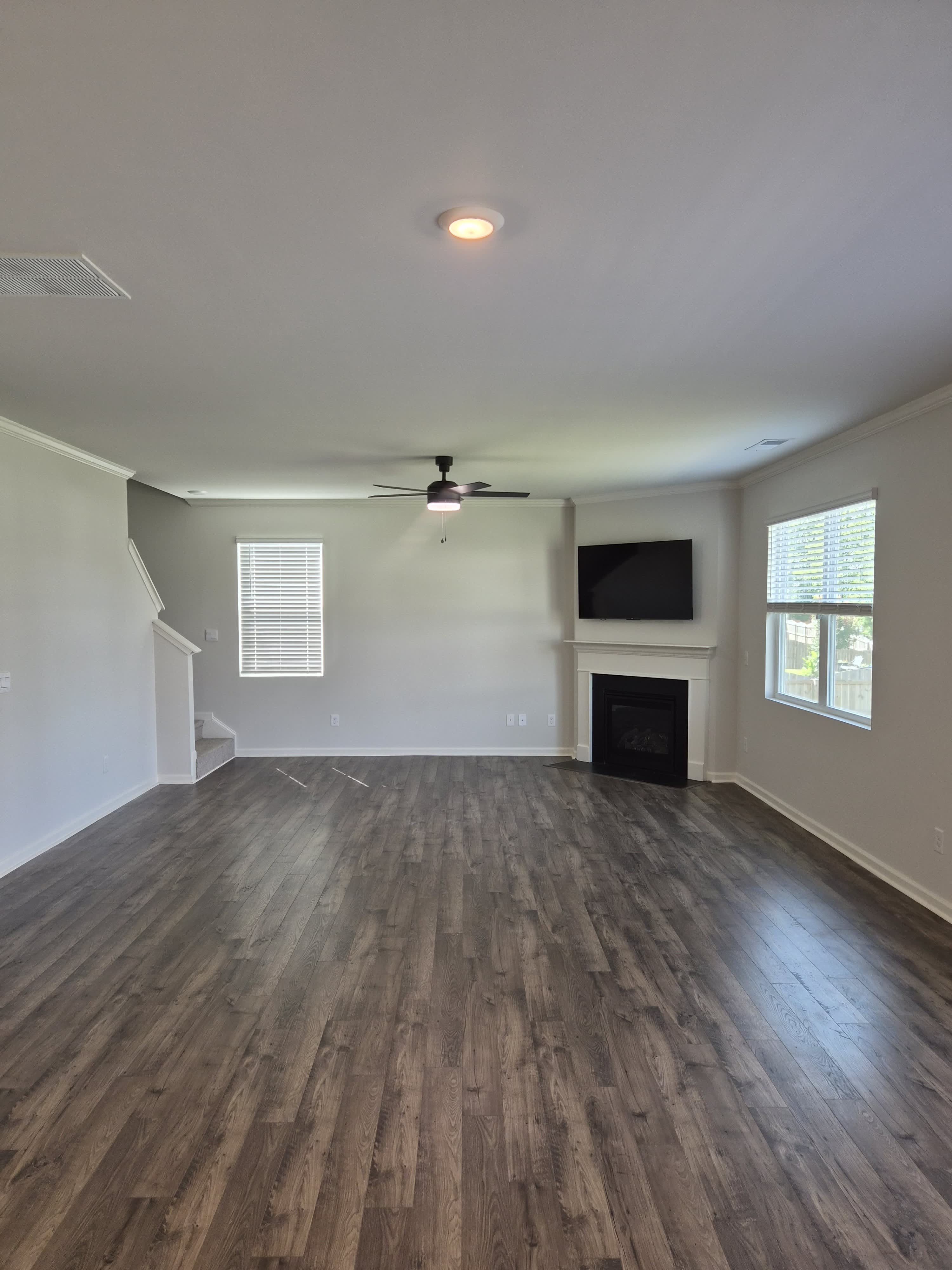 949 Brookfield Dr – photo 4