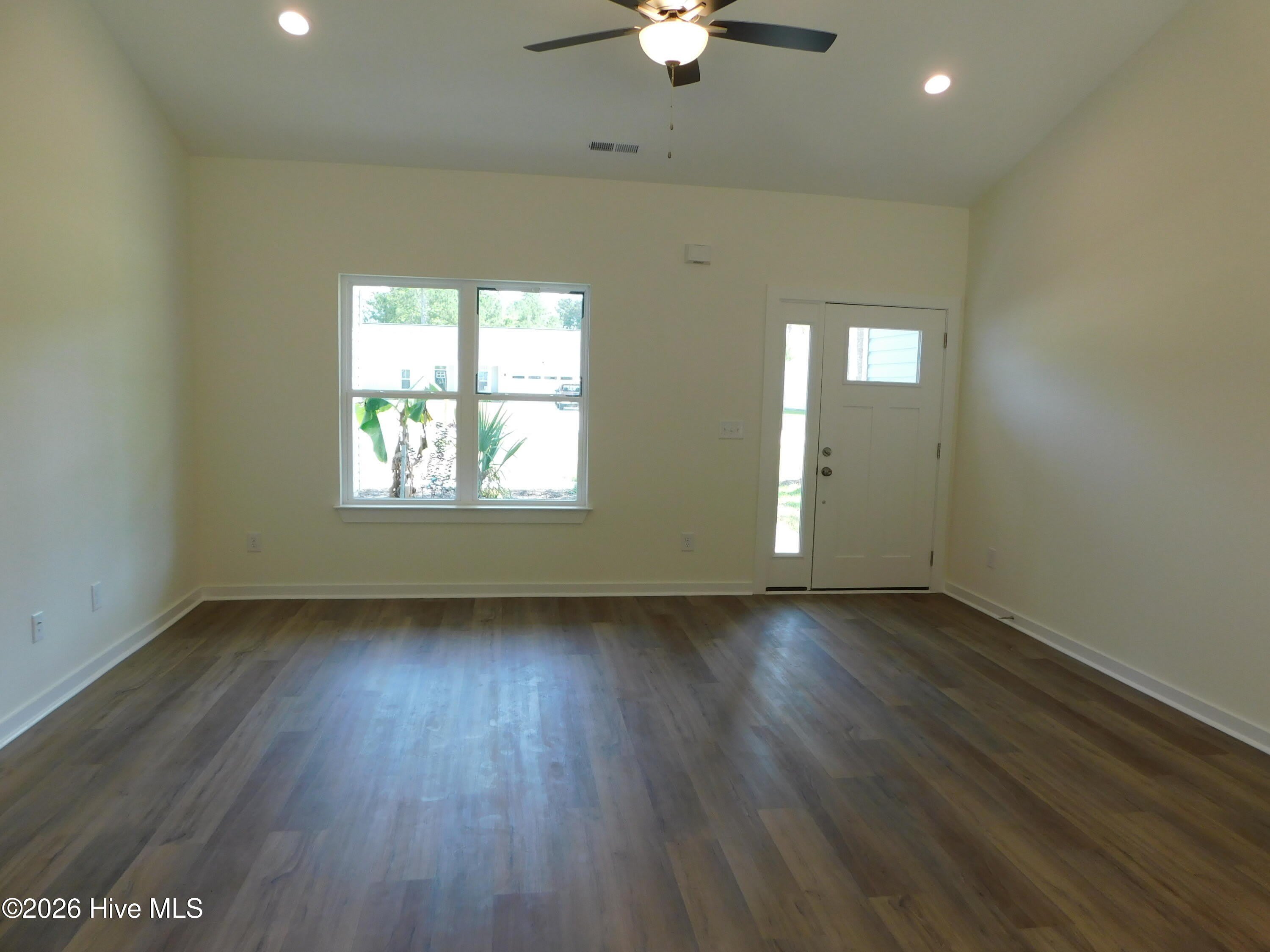 100 Palm Circle – photo 5