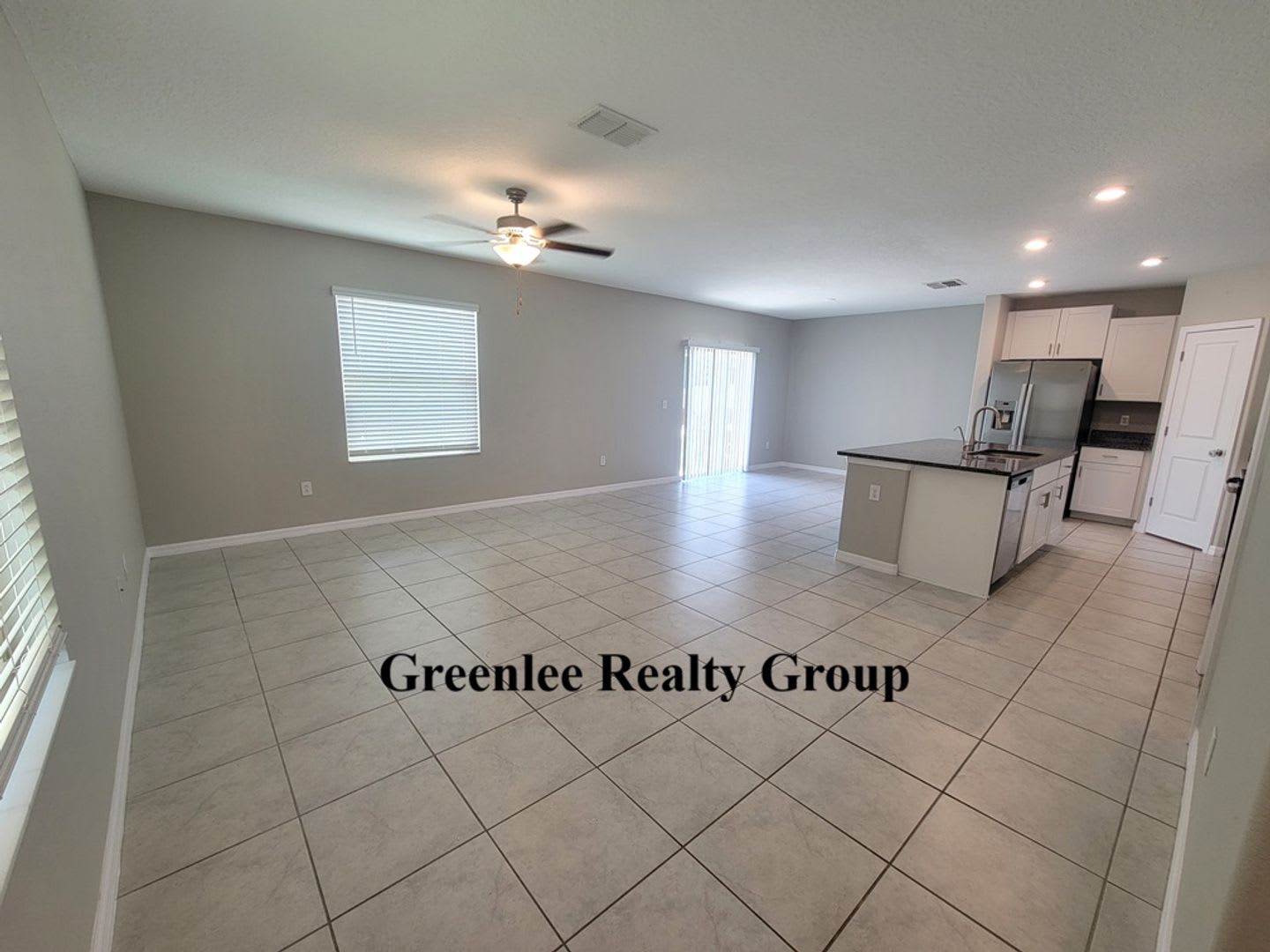 2 Story 4 Bed/2.5 Bath Home in the Lakeside Community – photo 3