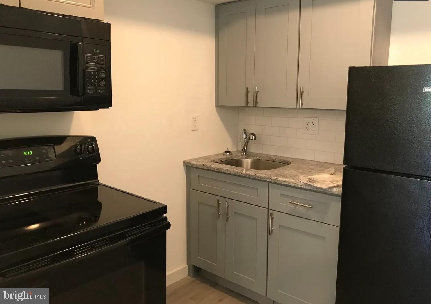 6109 MARKET Street – photo 1