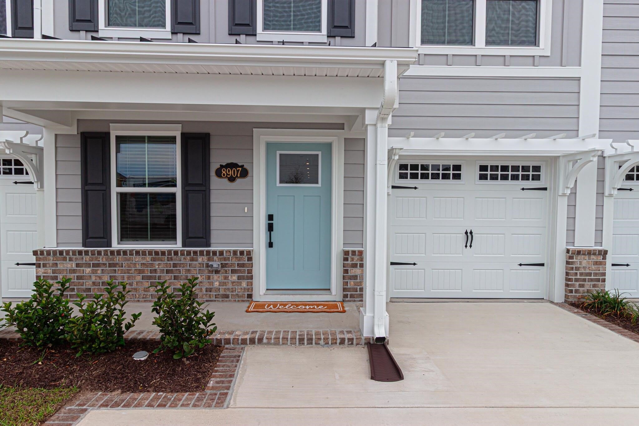 8907 Hudson Ln – photo 5