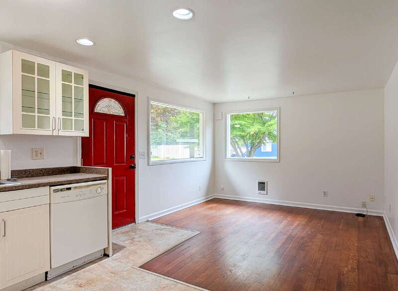 529 Madison St – photo 2