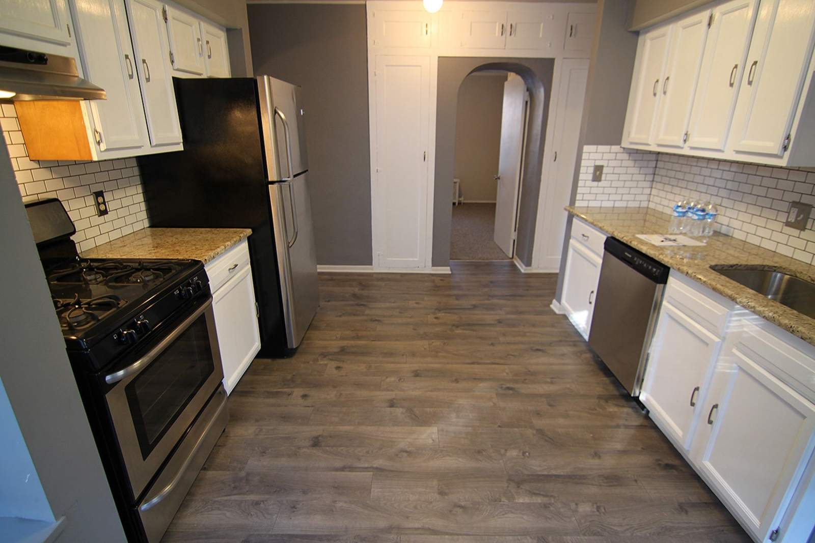 815 Batavia Avenue – photo 2