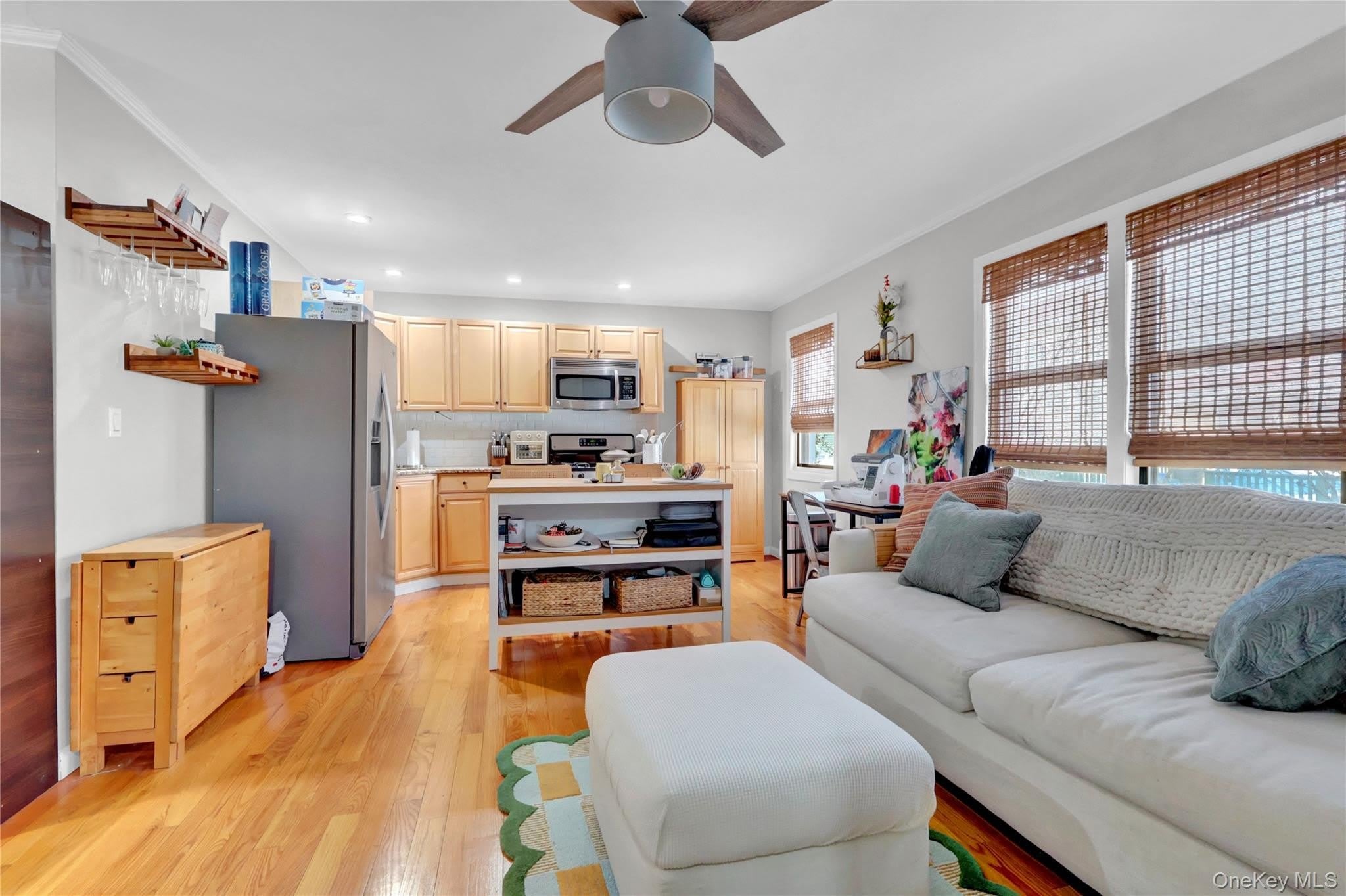 65 W Broadway – photo 5