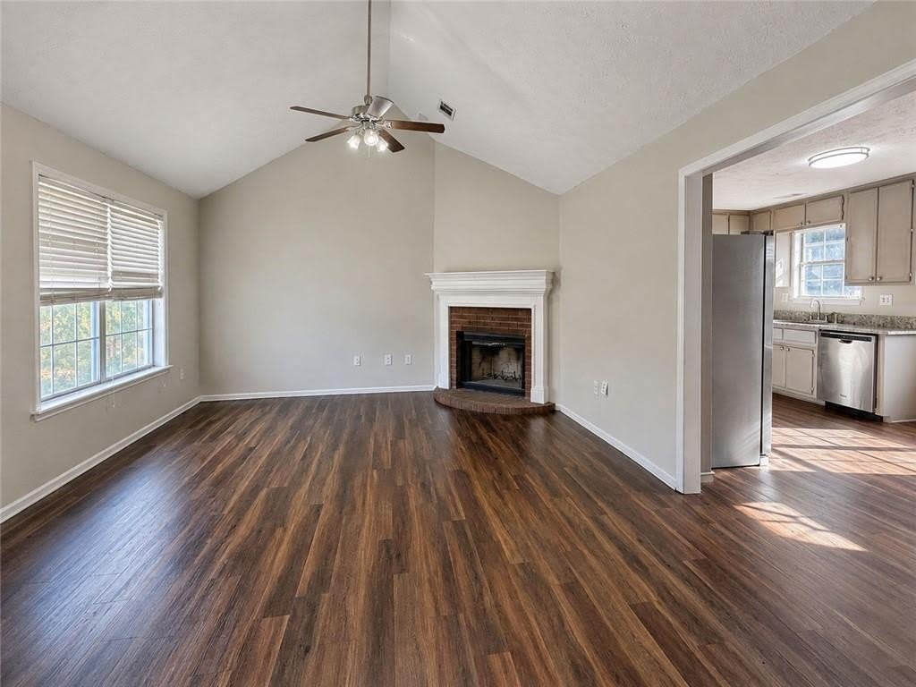 2657 Amberly Glen Drive – photo 2