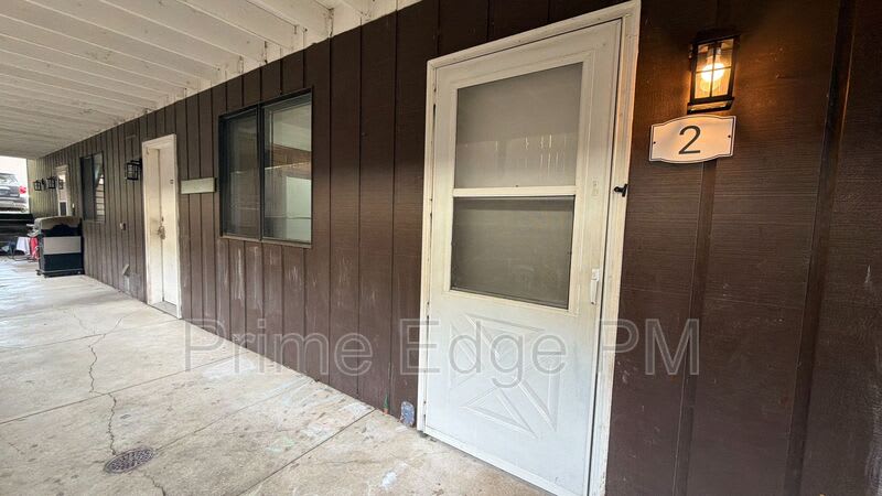 4521 Madison Avenue – photo 2
