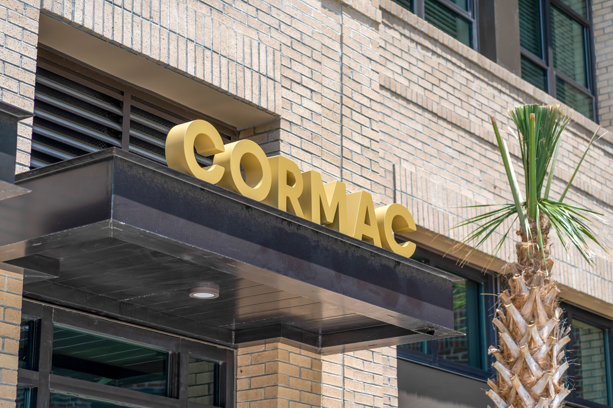 Cormac – photo 1
