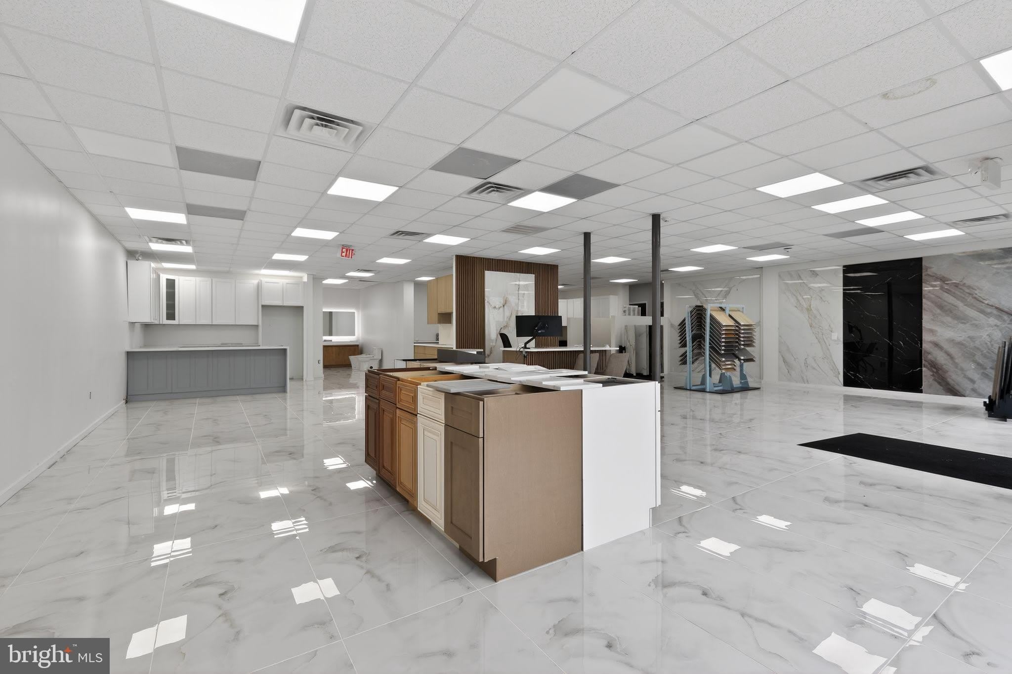 13 N YORK Road – photo 5