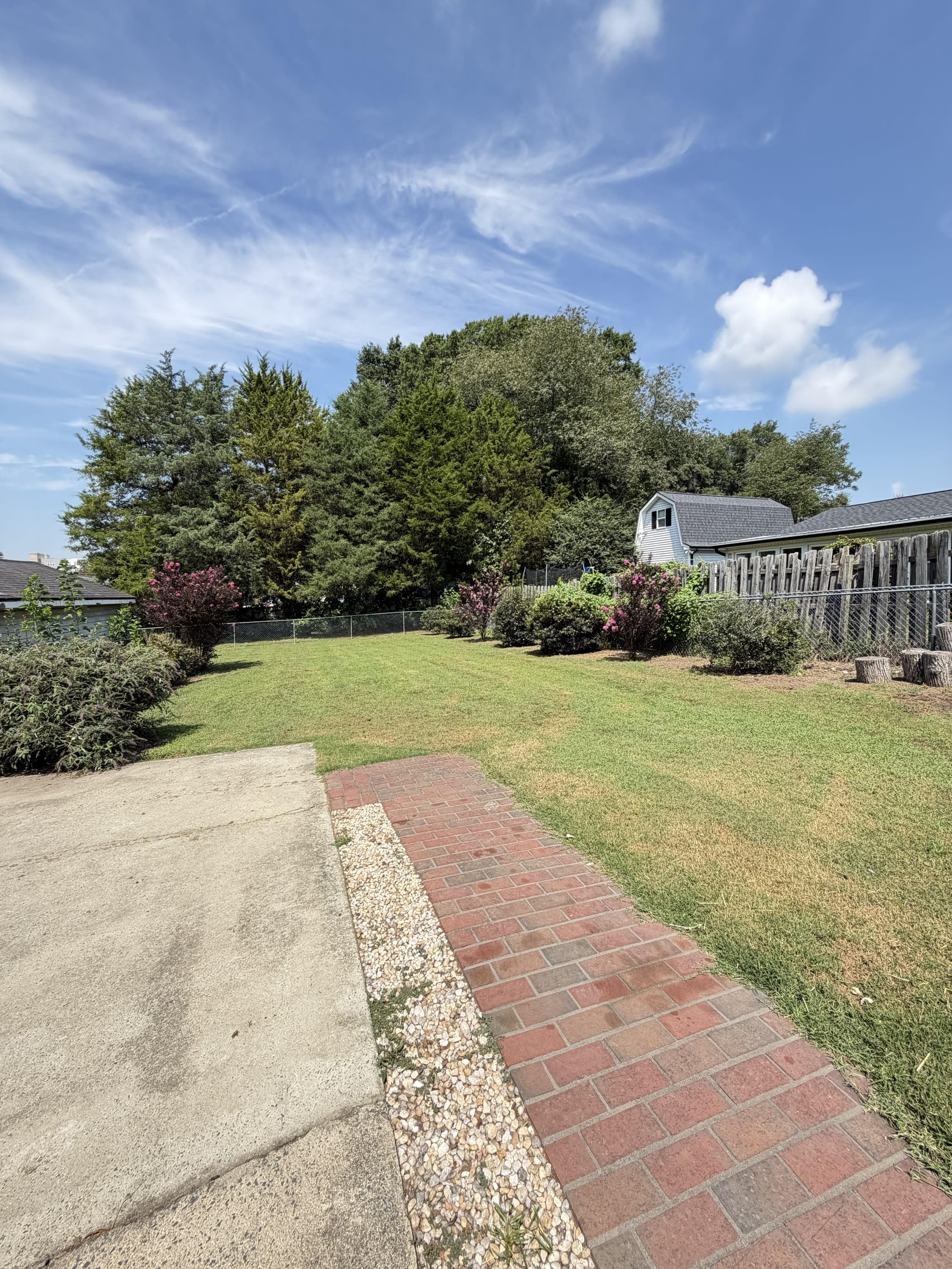 120 South Rose Avenue – photo 5
