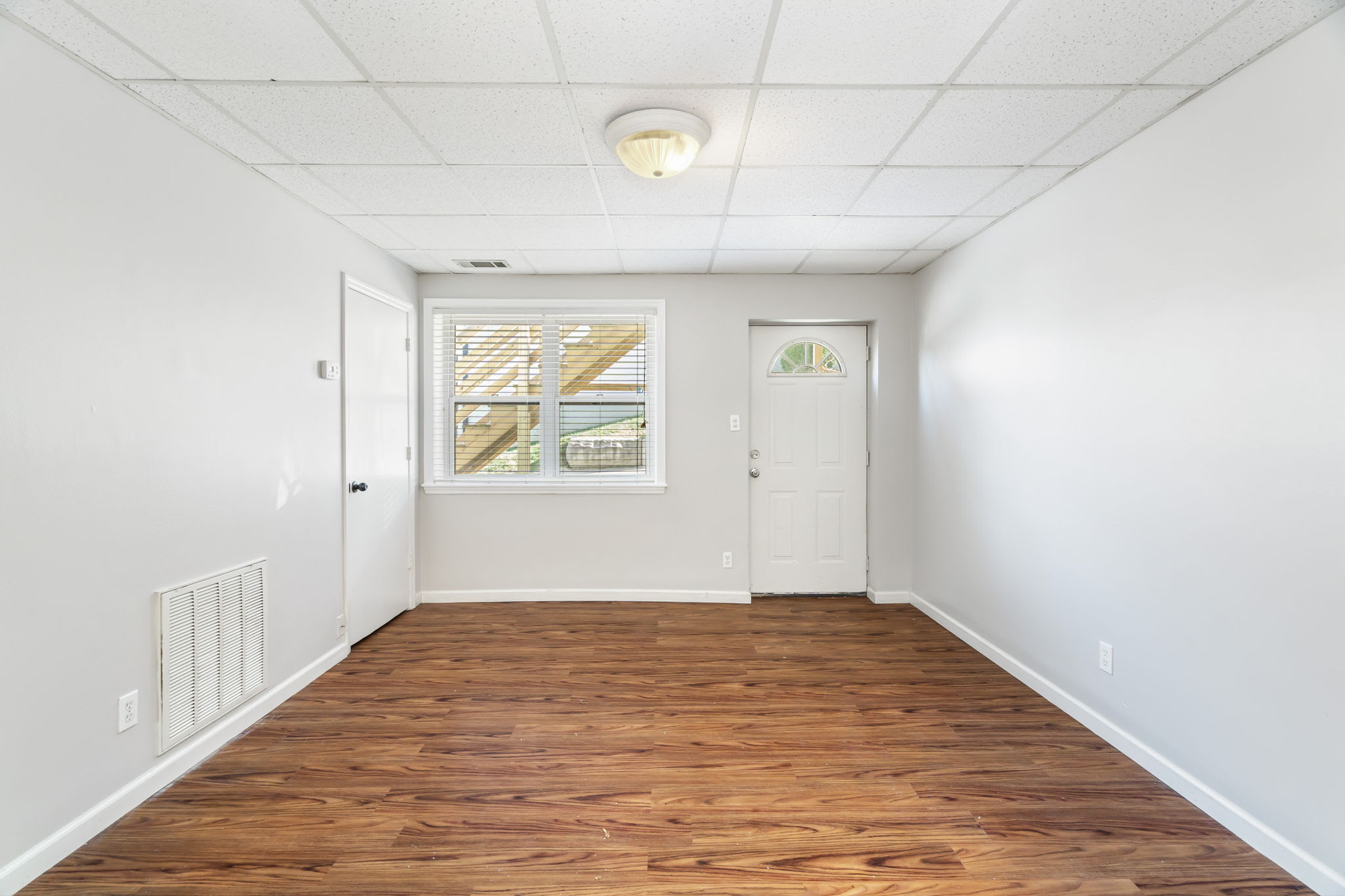 2751 Jersey Avenue – photo 4