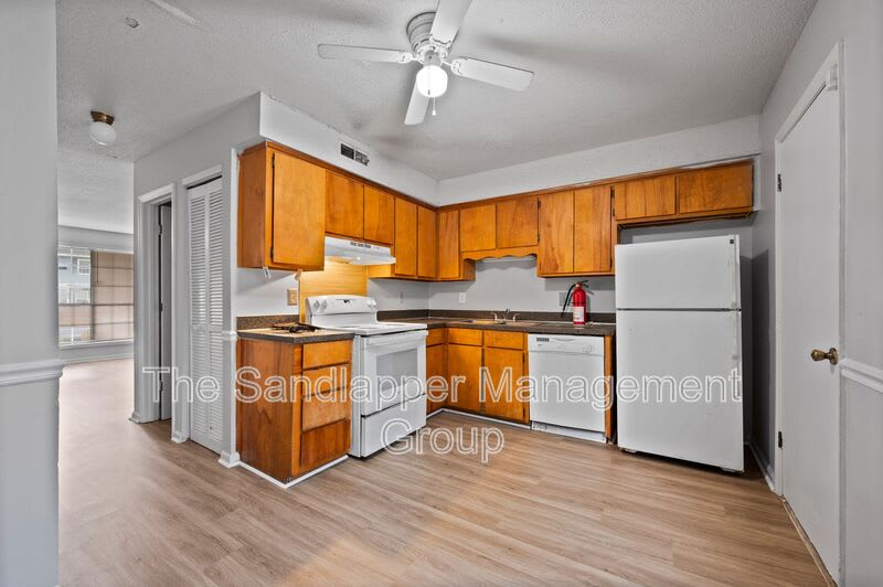 3616 Peppertree Lane – photo 4