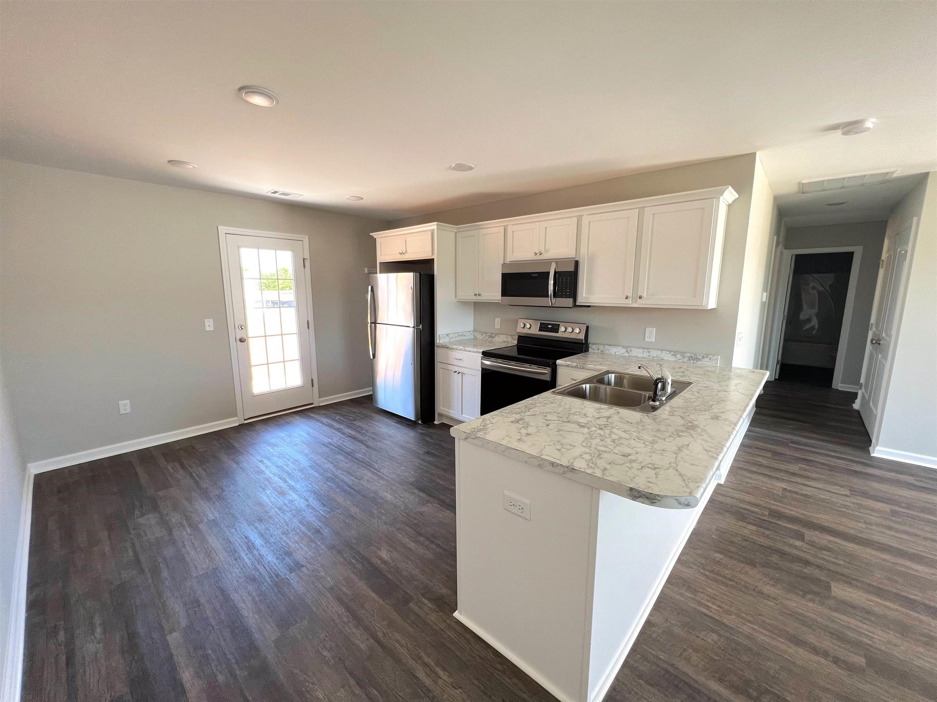 124 Callaway Crescent – photo 4