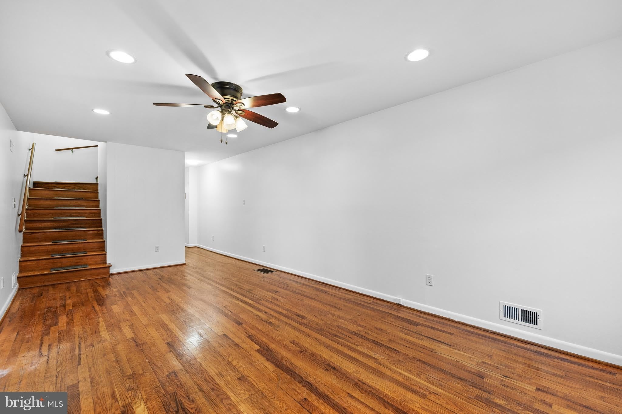 1437 TOWSON Street – photo 4