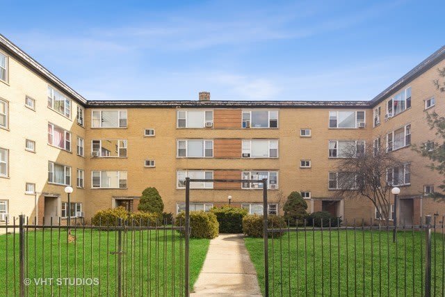 6127 N Seeley Avenue – photo 1