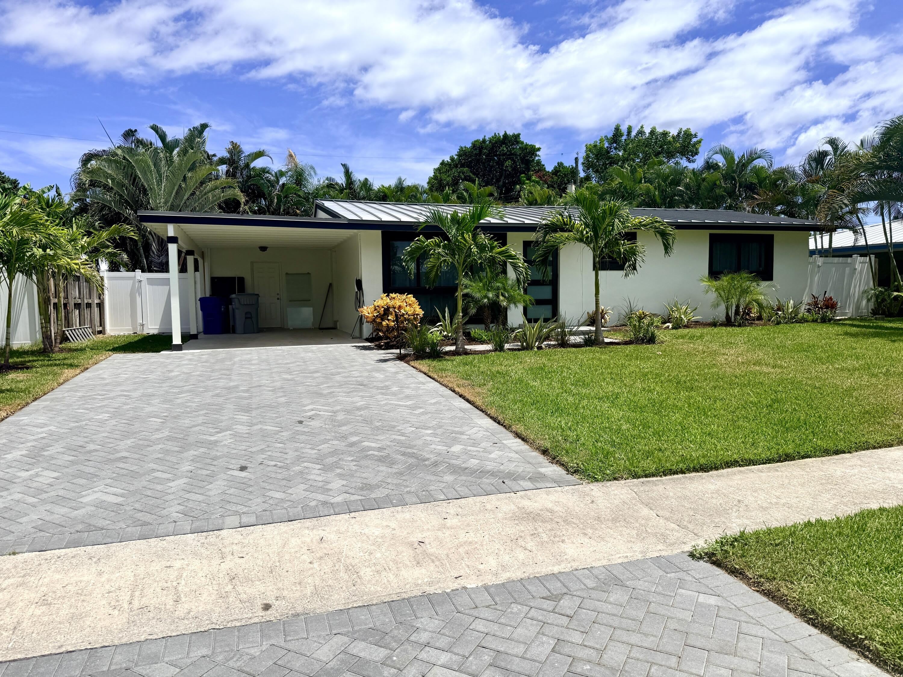 608 NE 24TH Avenue – photo 3