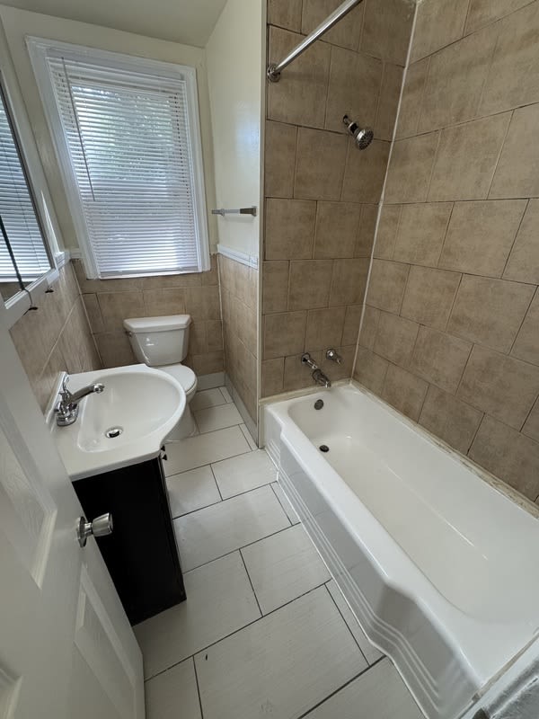 1215 Richeson Ave – photo 5