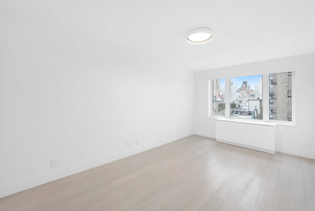 928 Park Ave – photo 5