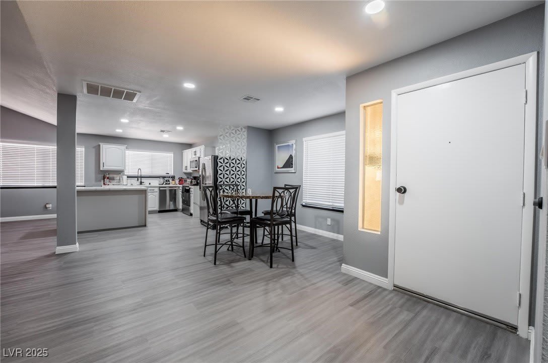 7439 Trudy Lane – photo 5