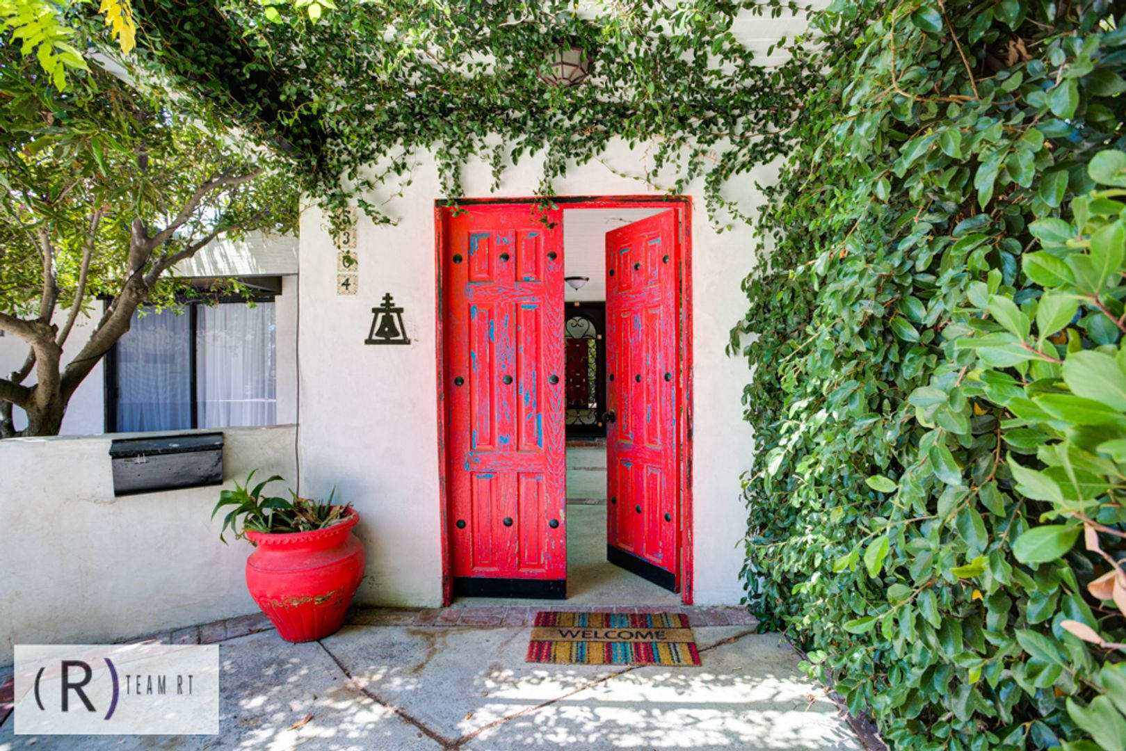 An Oasis of Calm In the Center of Riverside, CA – photo 5