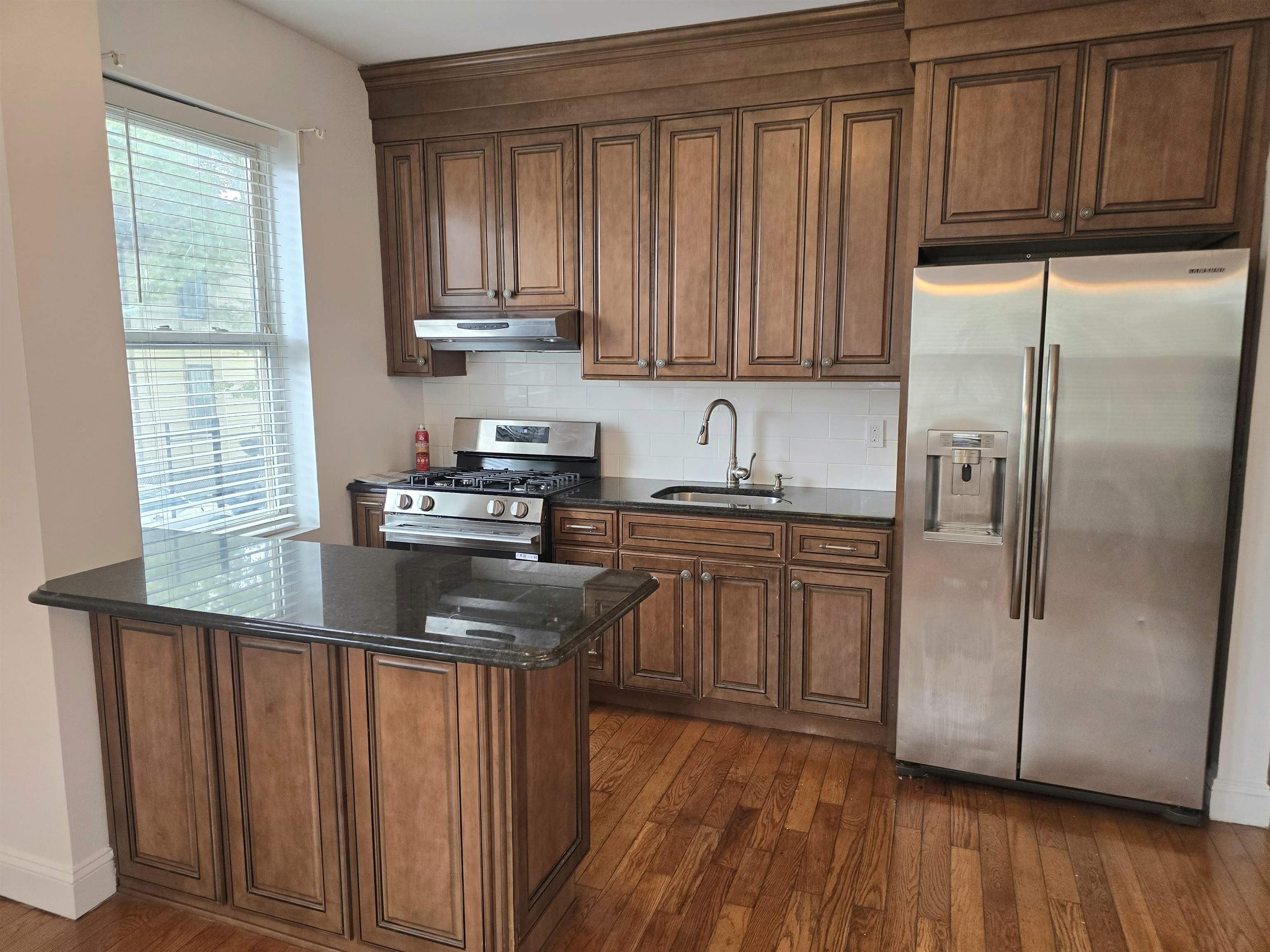 7505 PALISADE AVE – photo 4
