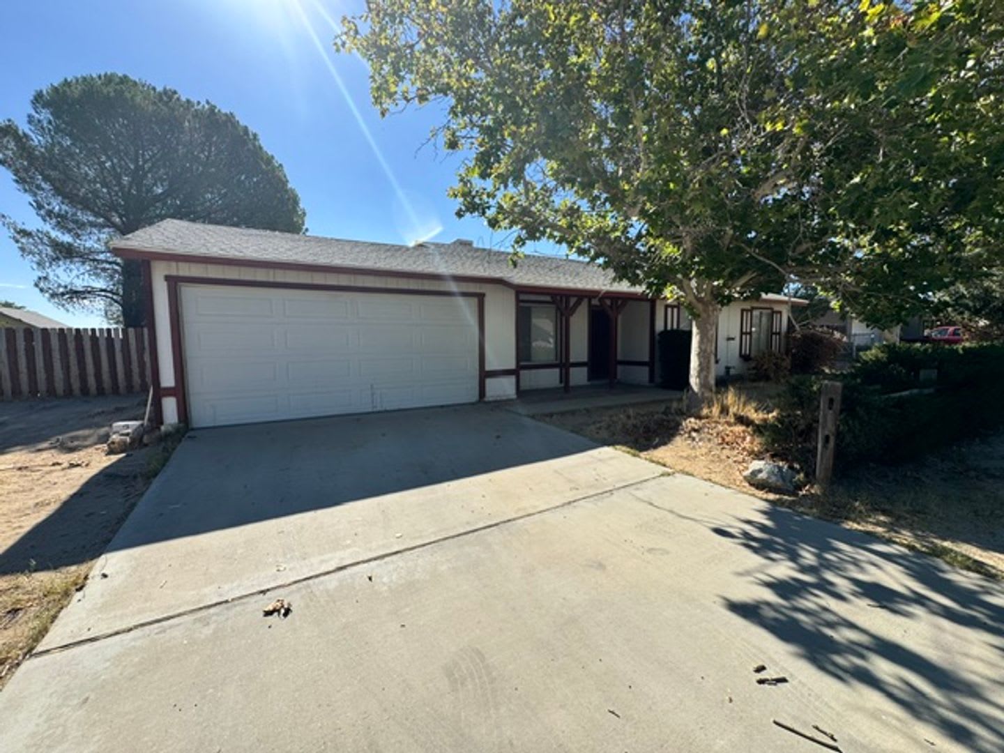 Remodeled 4 2 In Lake L A 2900 – photo 2
