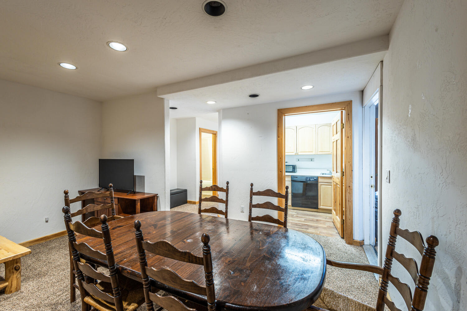 11 Hackamore Road – photo 4