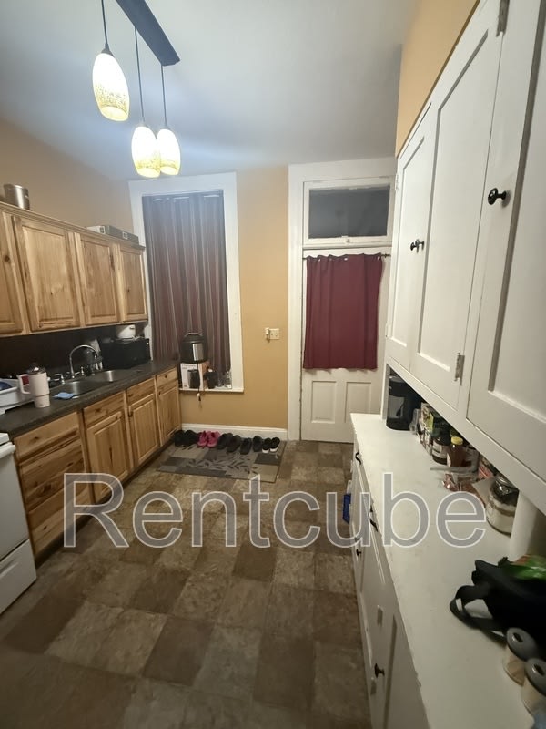 1131 Main Street – photo 2