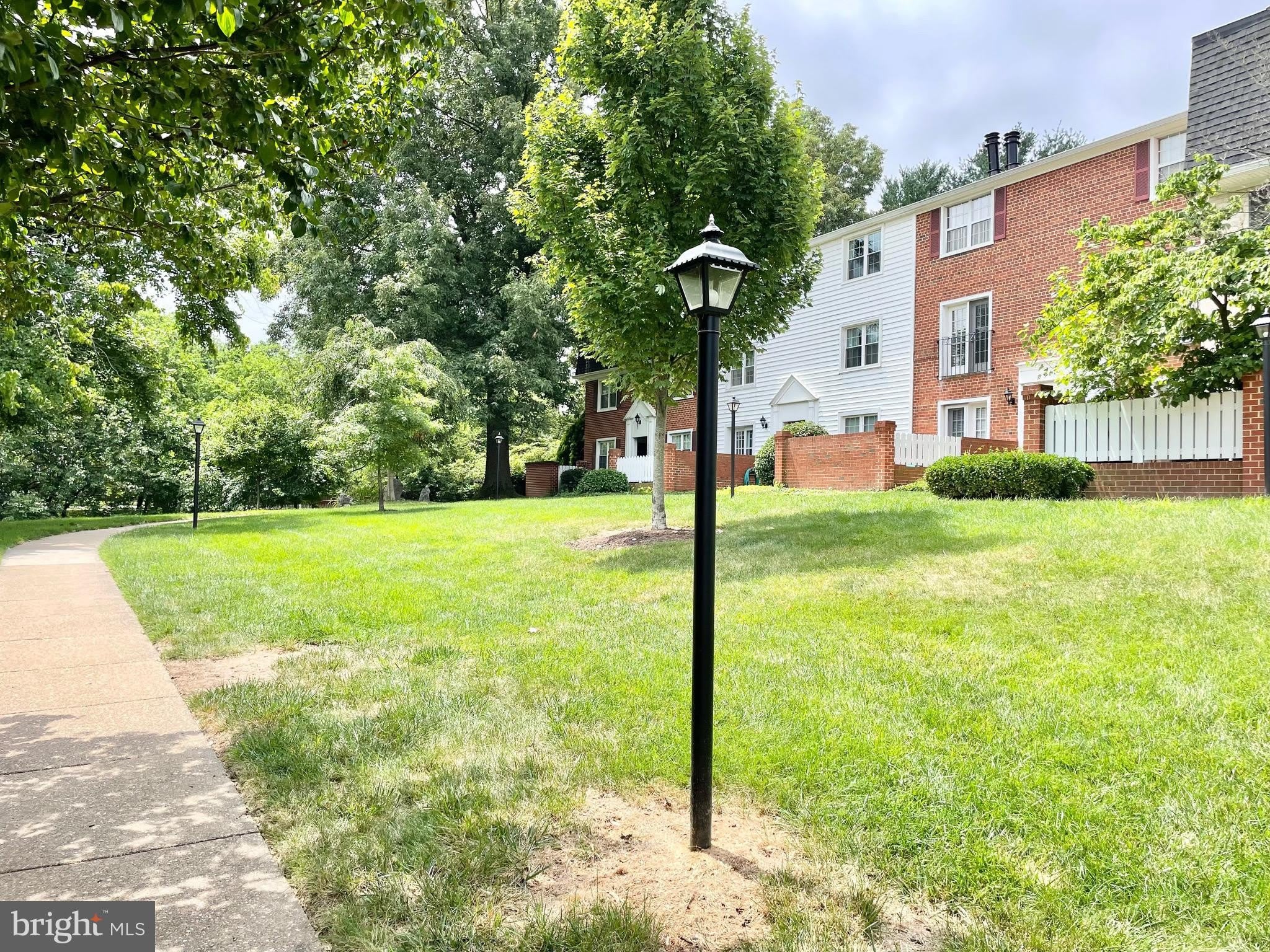 2713 S WALTER REED Drive – photo 5