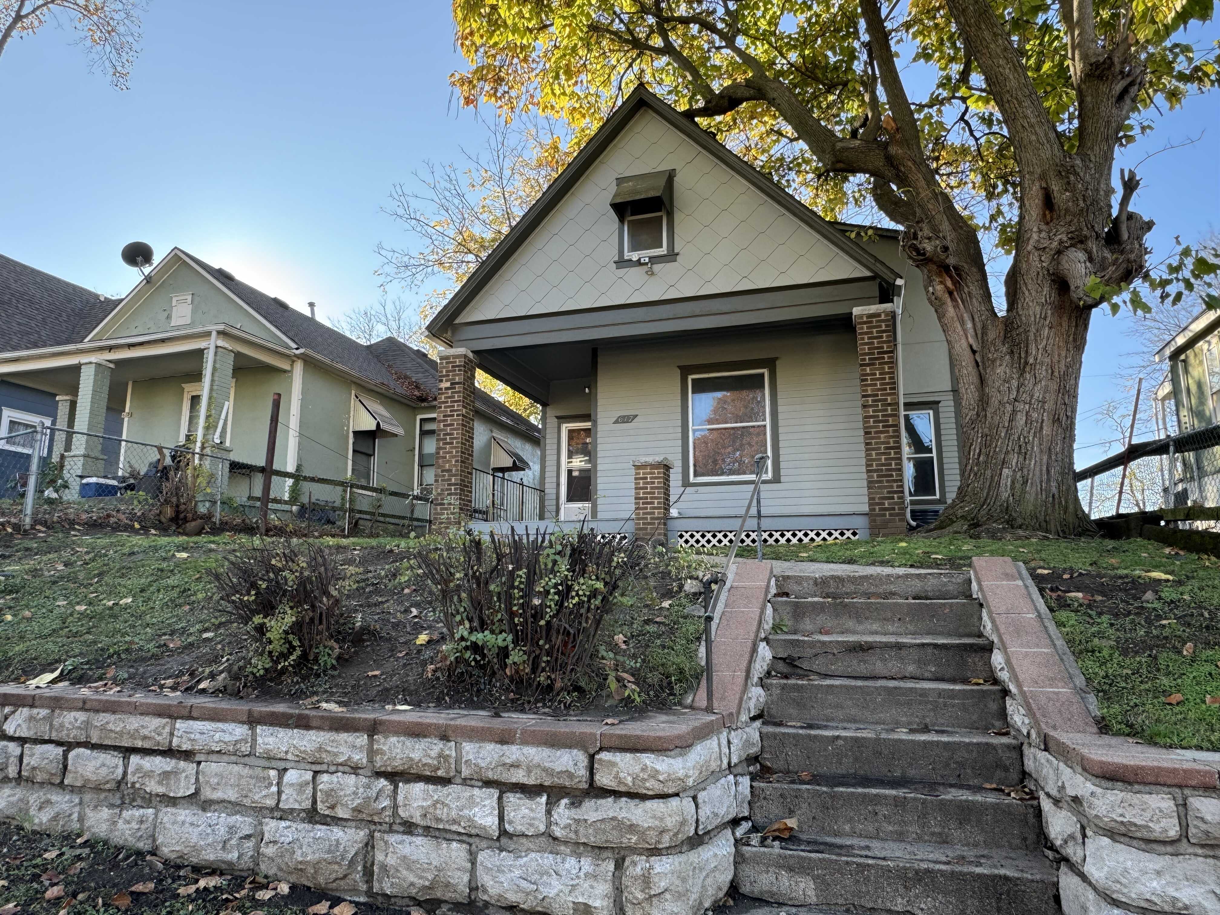 617 Splitlog Avenue – photo 2